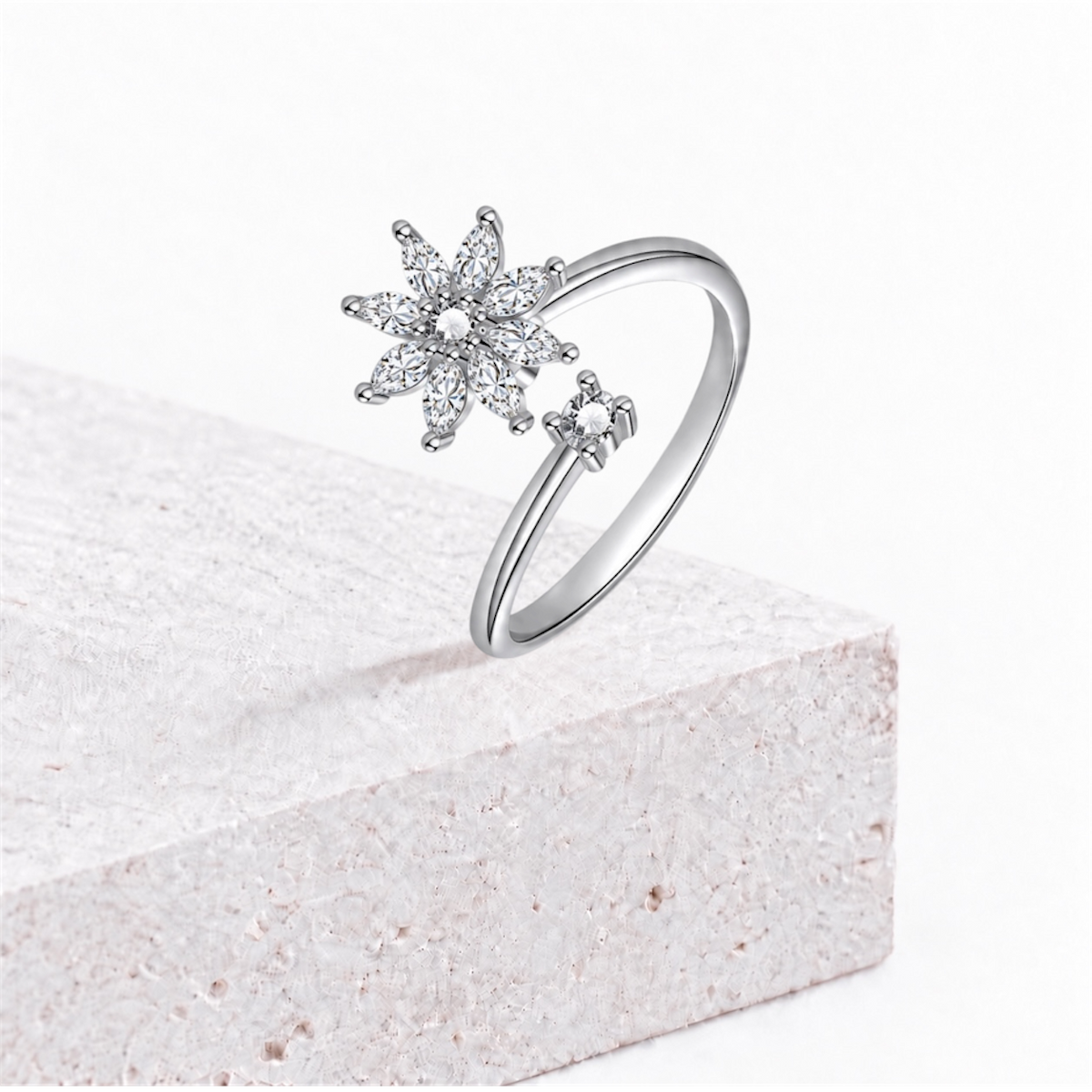 Flower Spinner Ring